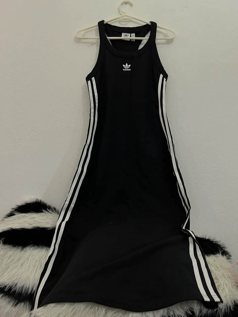 adidas · Talle S