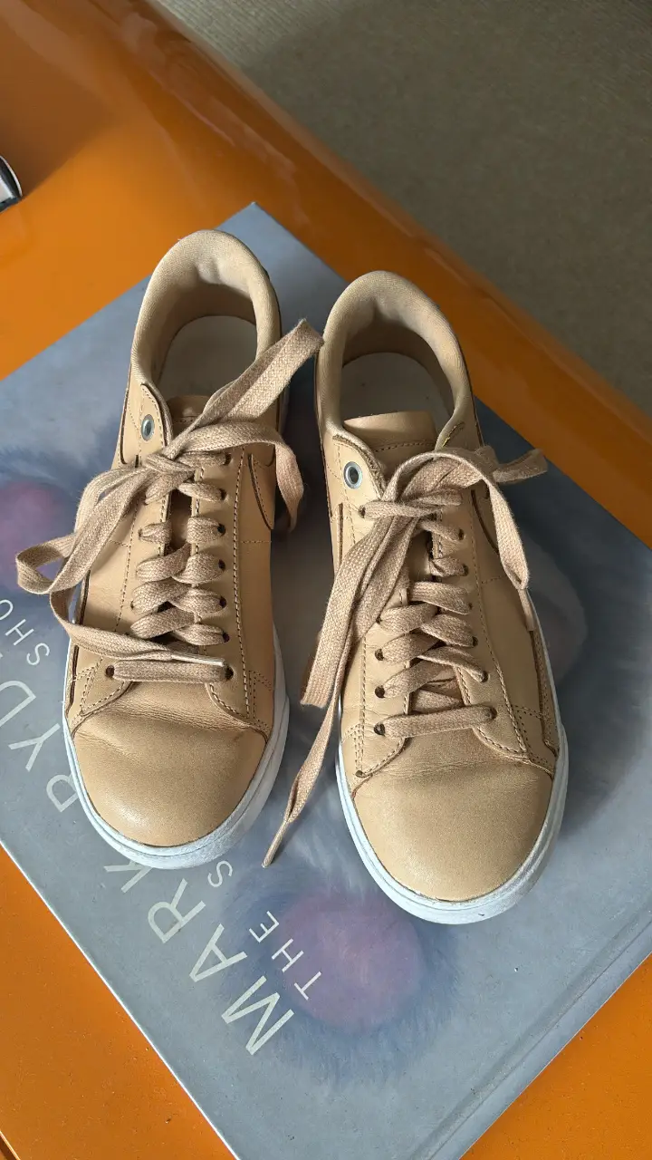 Nike · Talle US 6