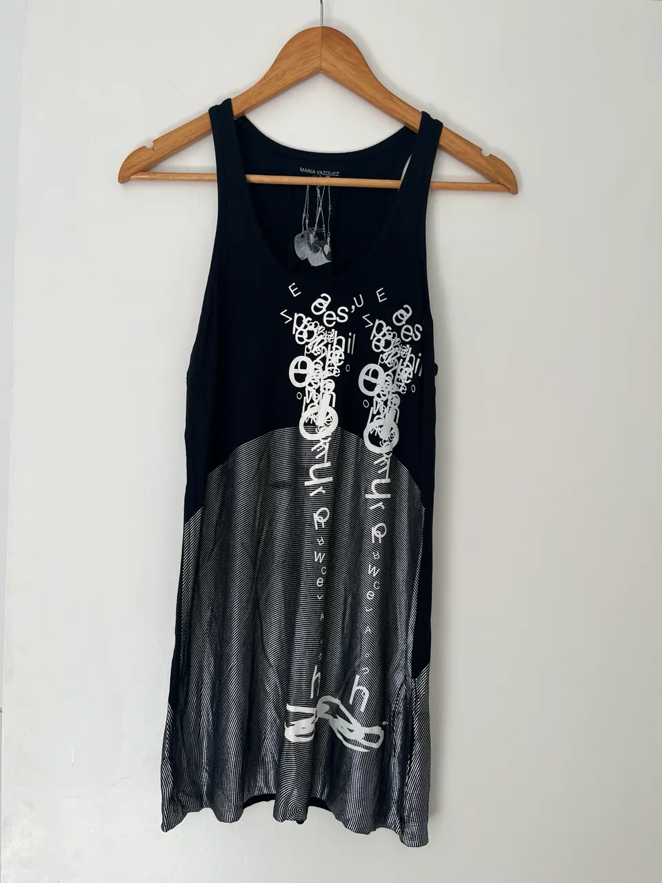 Musculosa Maria Vazquez · Talle M
