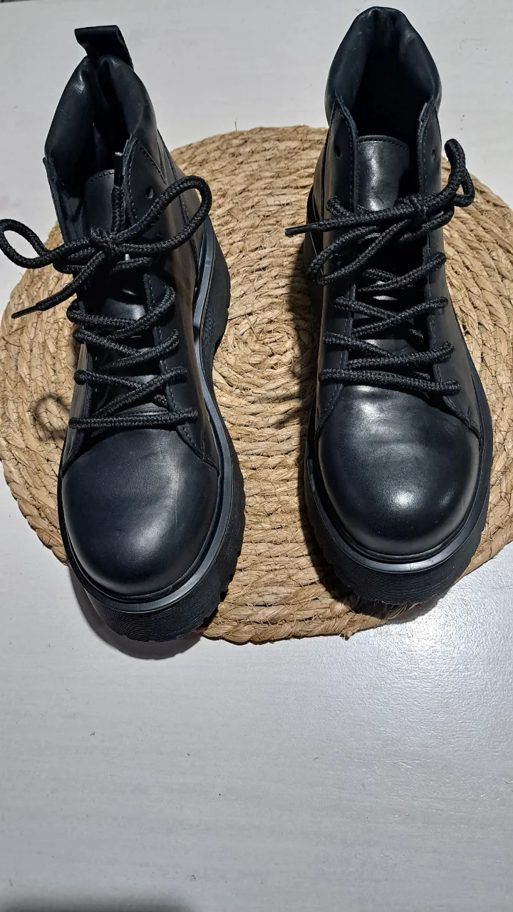 Borcegos Juanita shoes · Talle AR 38