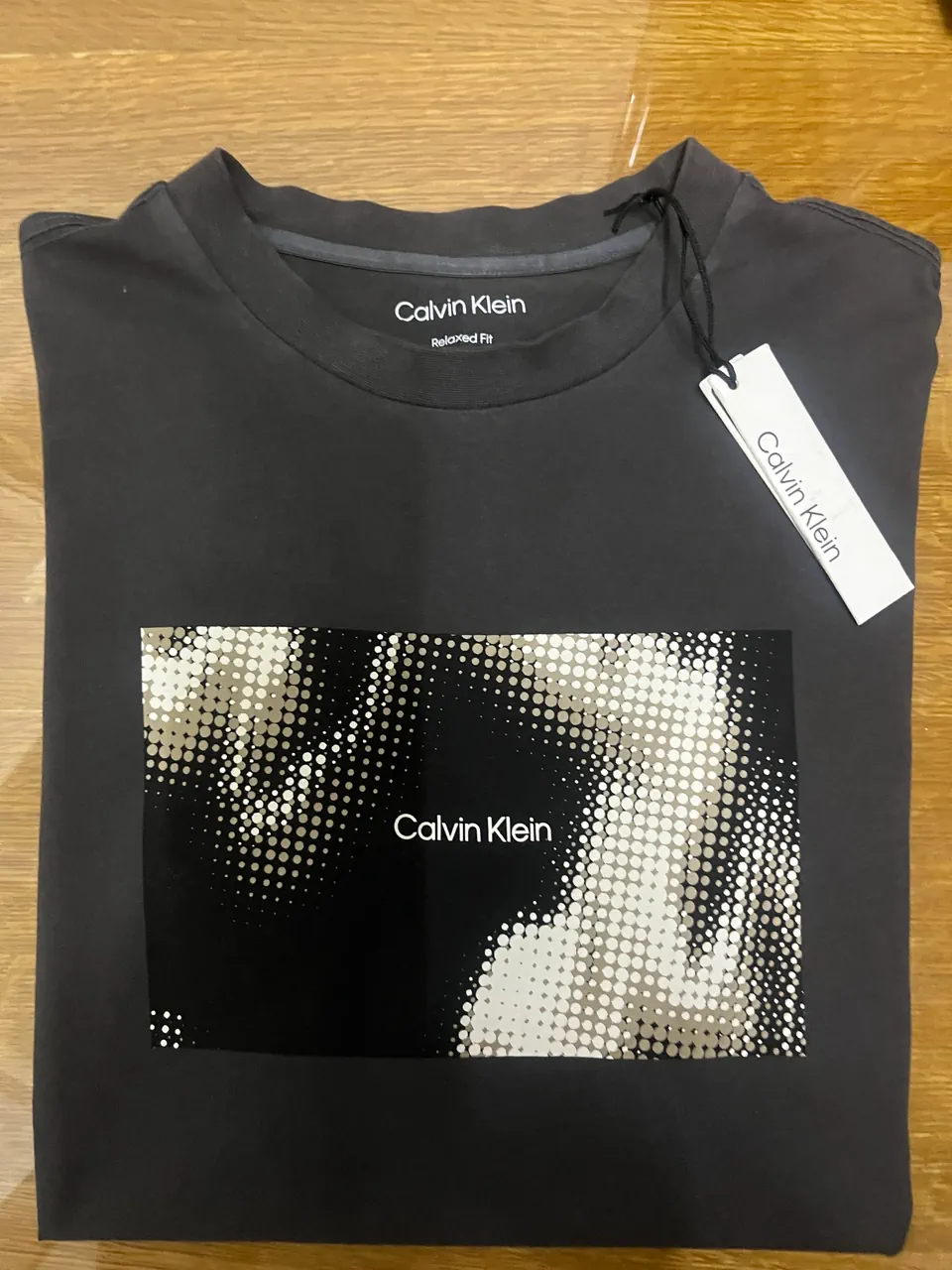 Remera Calvin Klein · Talle XS