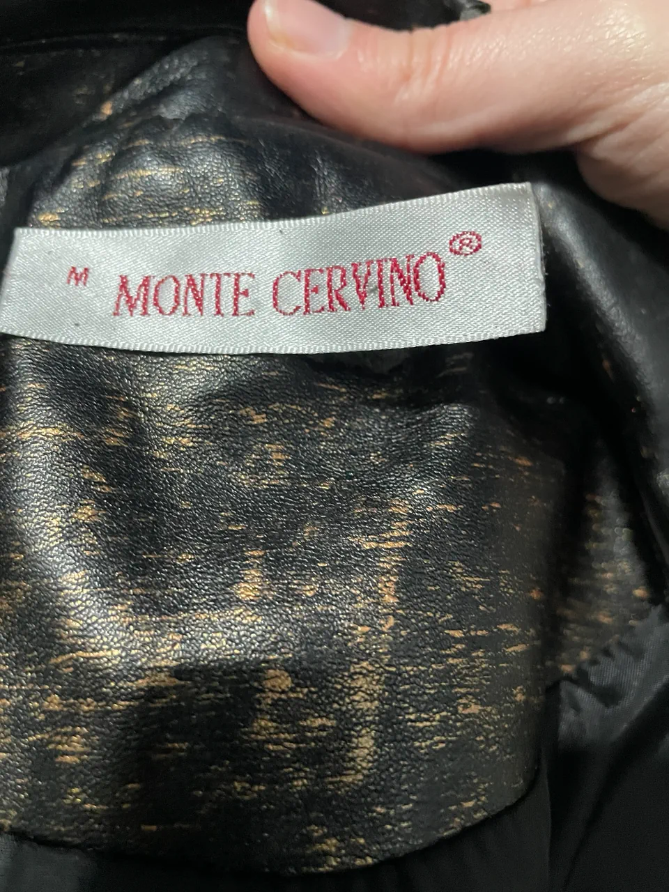 Campera Monte cerviño - imagen 3