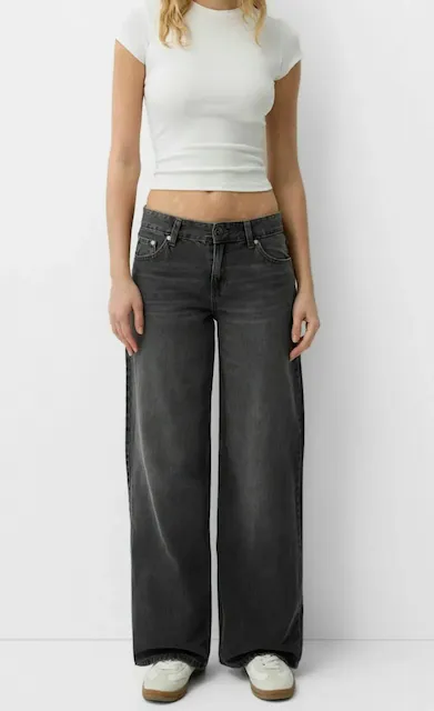 Bershka · Talle EU 44