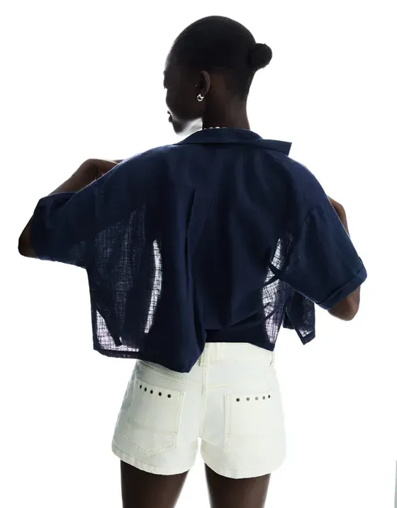 Camisa Bershka · Talle S