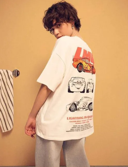 Remera Bershka · Talle M