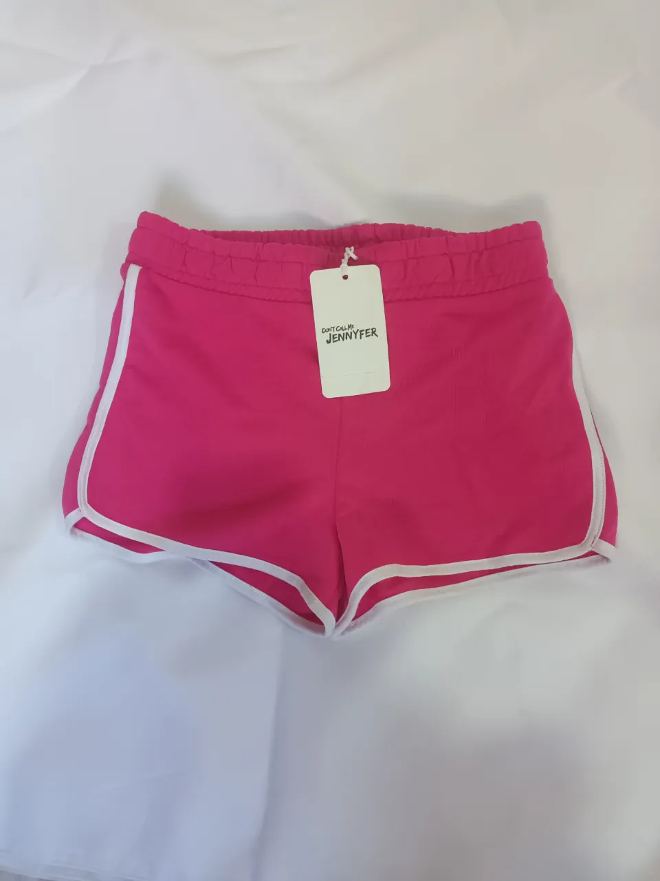 Short Don't Call Me Jennyfer - imagen 4
