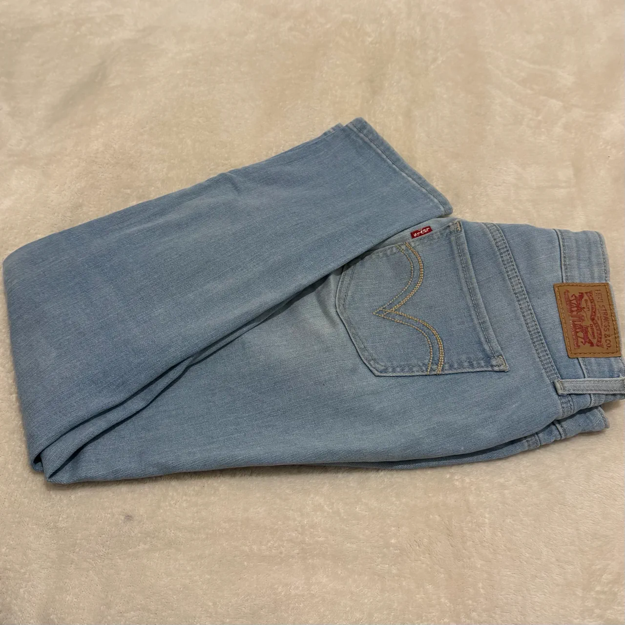 Jean Levi's - imagen 1