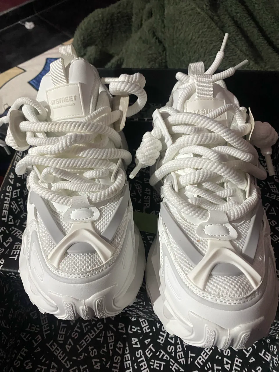 Zapatillas 47 Street · Talle AR 40