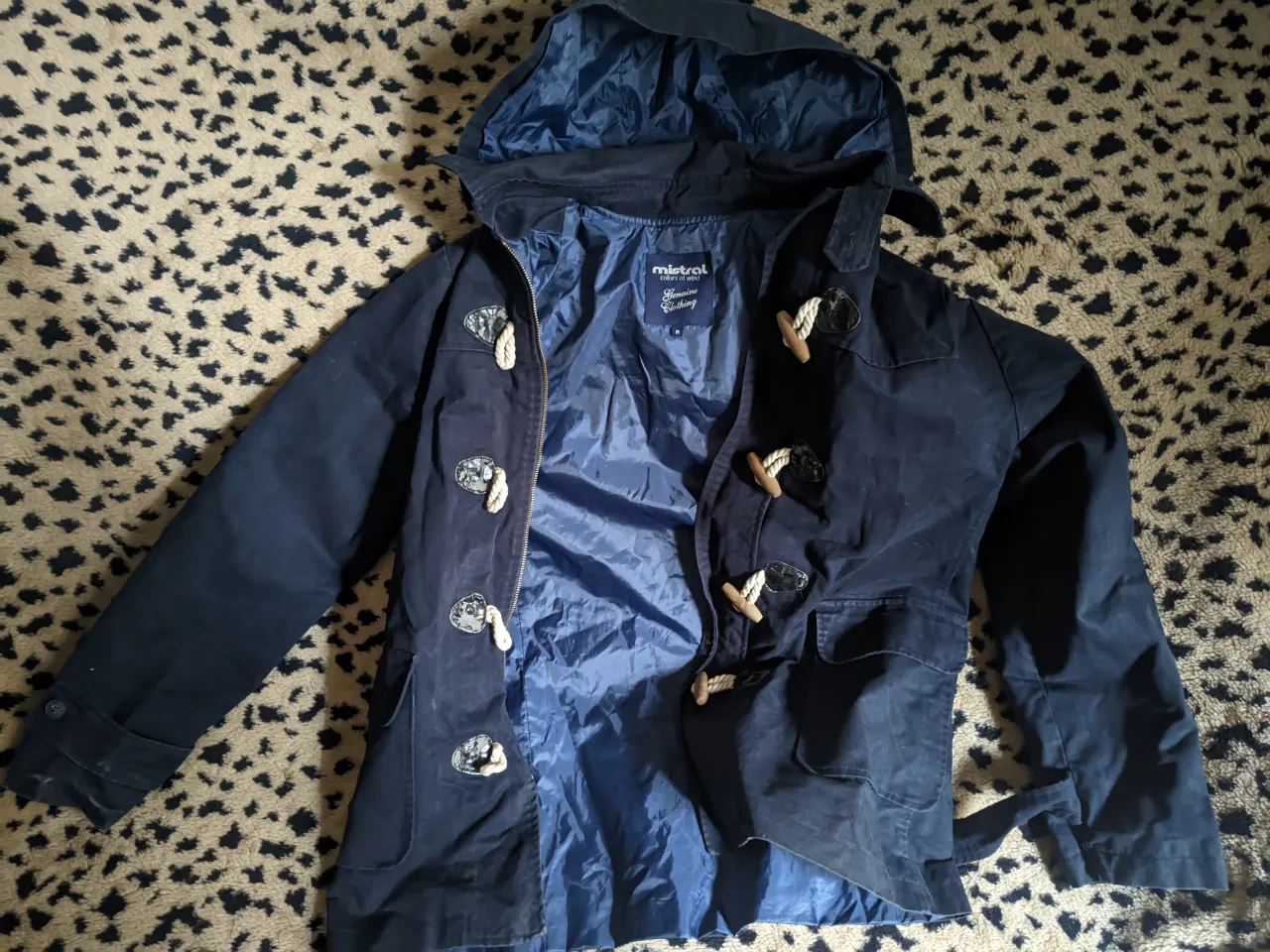 Mistral · Talle M