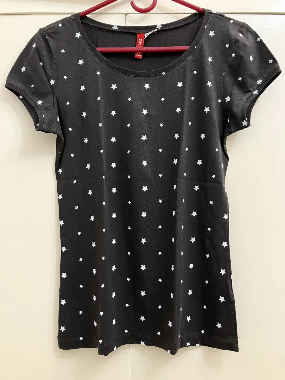 Remera Divided · Talle S