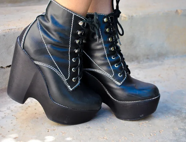 Borcegos Jeffrey Campbell · Talle US 7