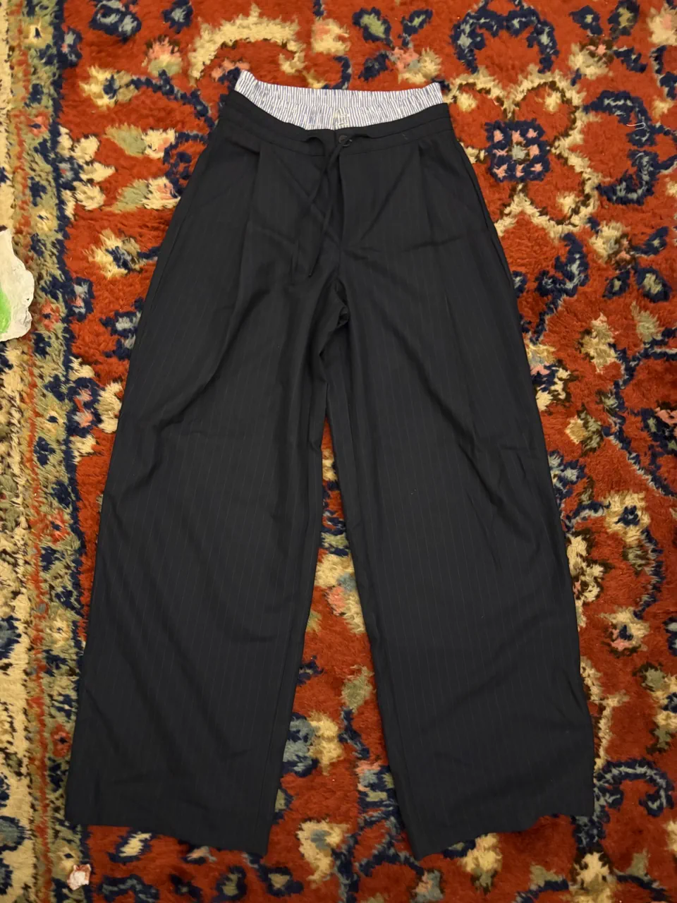 Pantalón Bershka · Talle EU 34