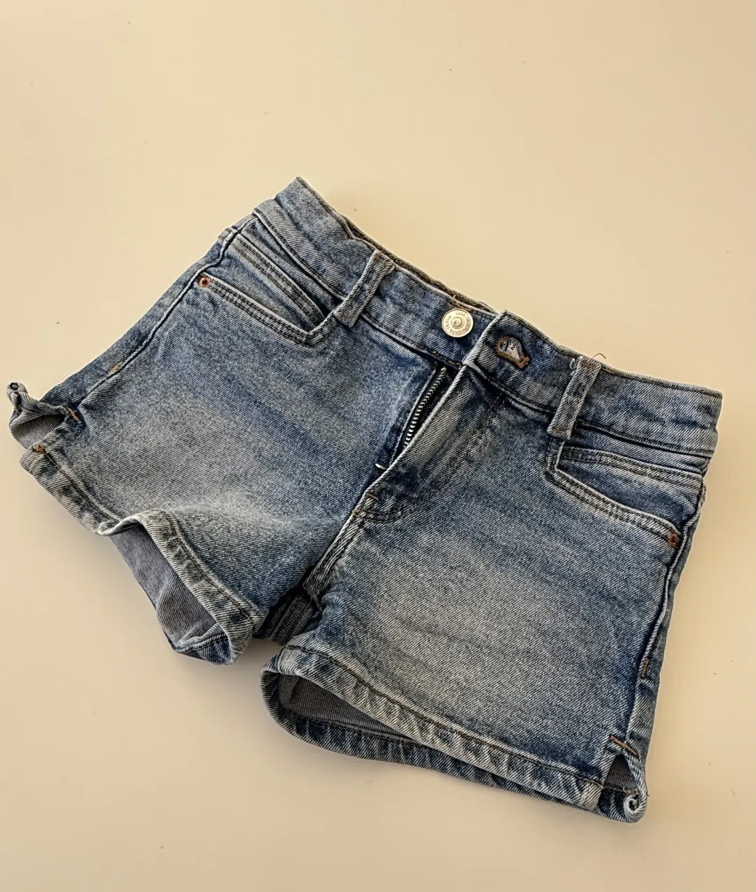 Zara Kids · Talle 7 años / 122 cm