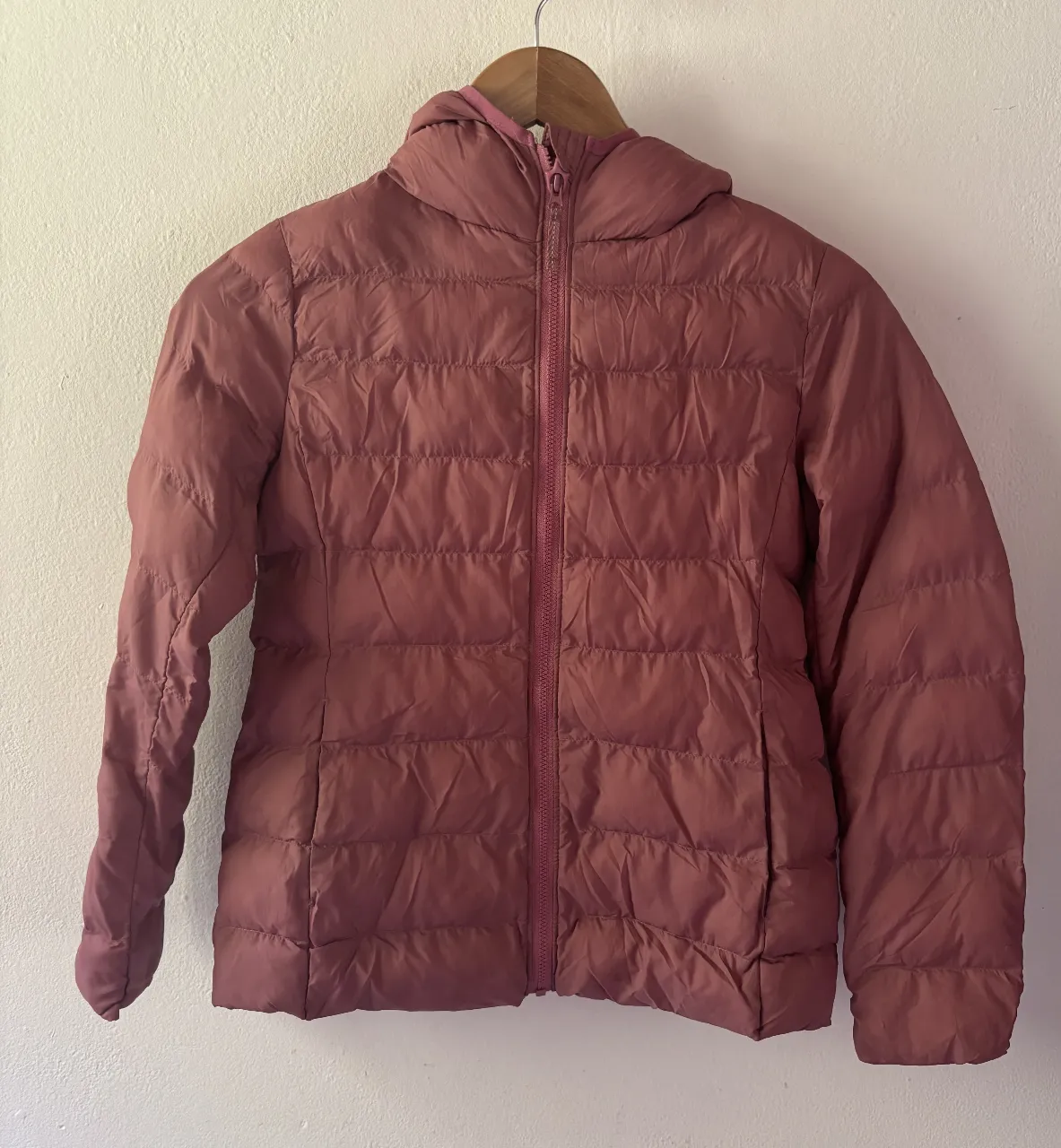 Campera de plumas Uniqlo - imagen 1
