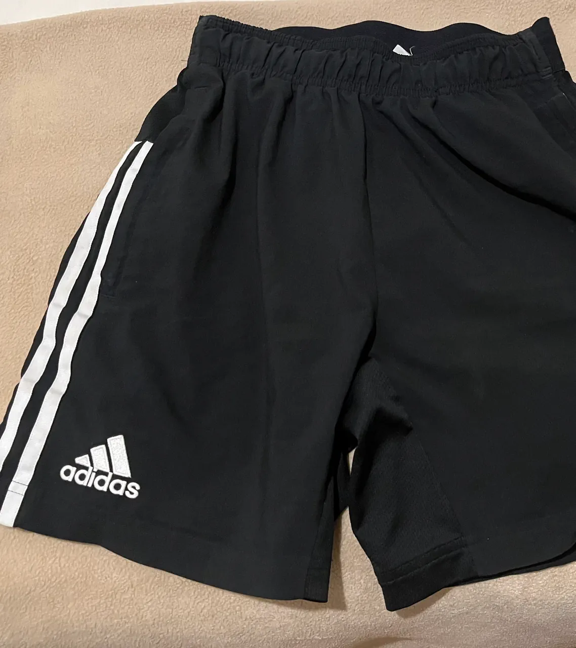 Short adidas - imagen 1