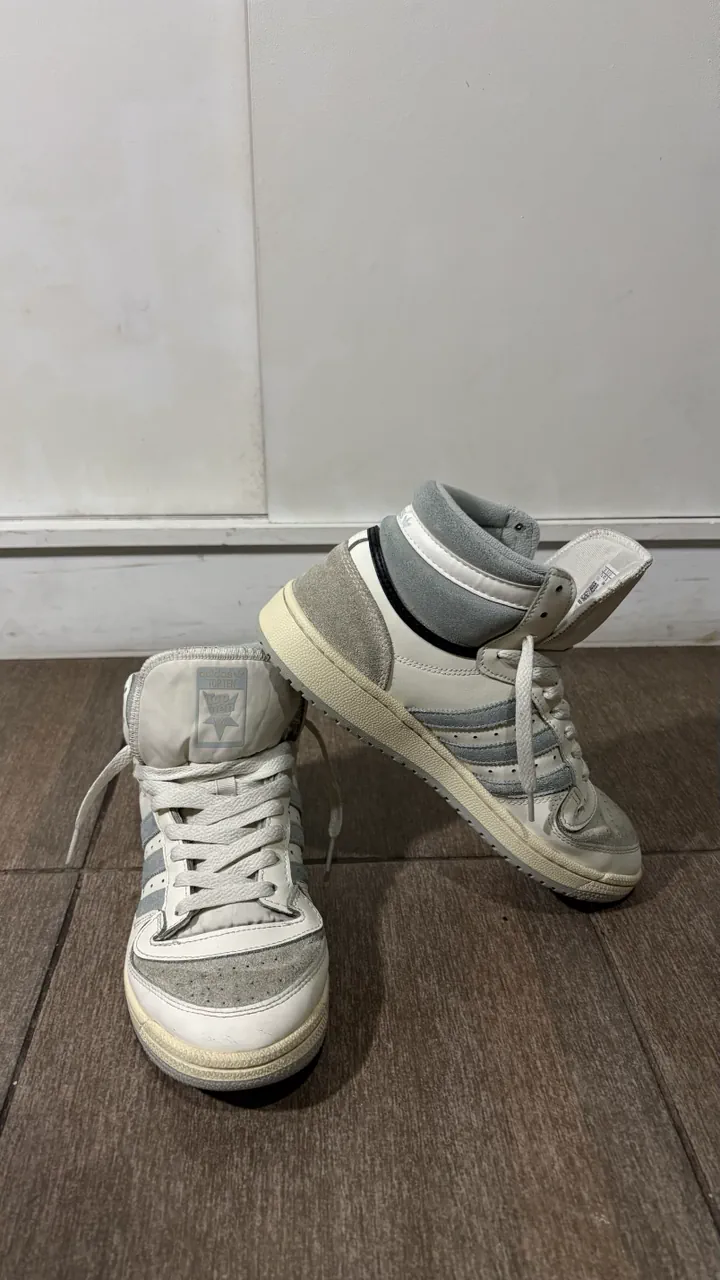 adidas · Talle AR 39