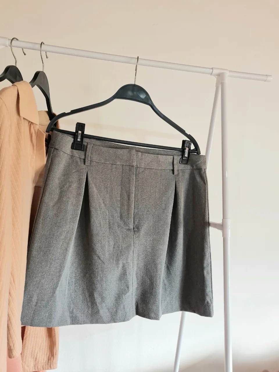Minifalda Sinsay · Talle L
