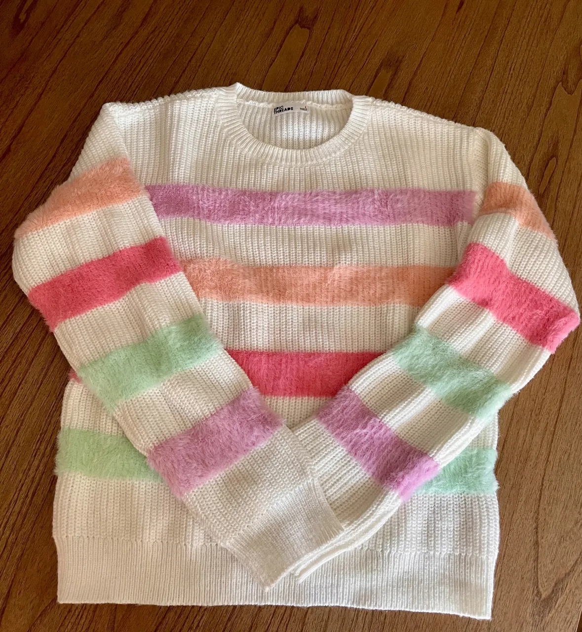 Sweater Epic threads - imagen 1
