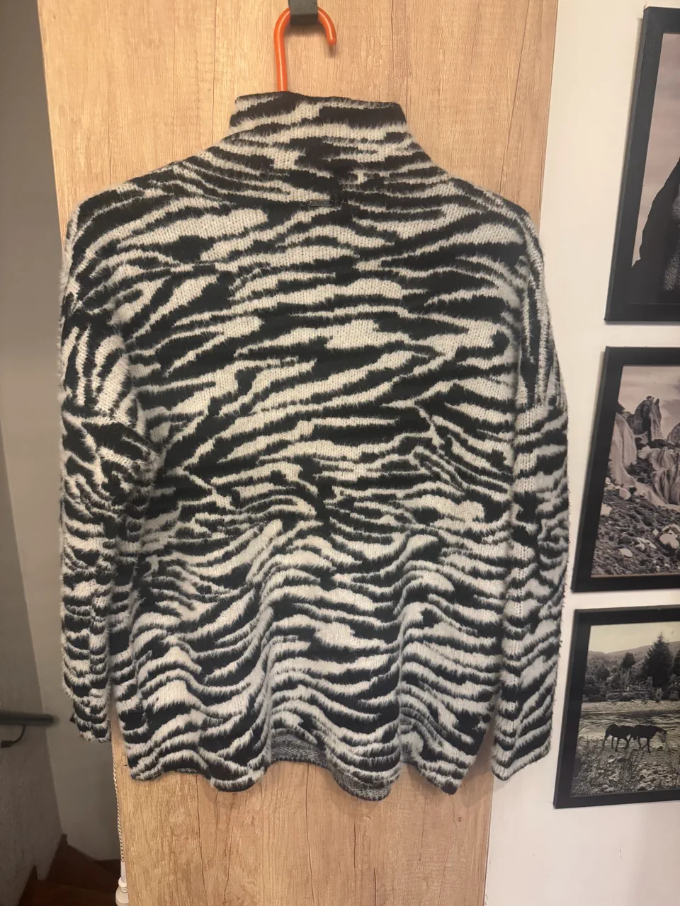 Polera Uma - imagen 1