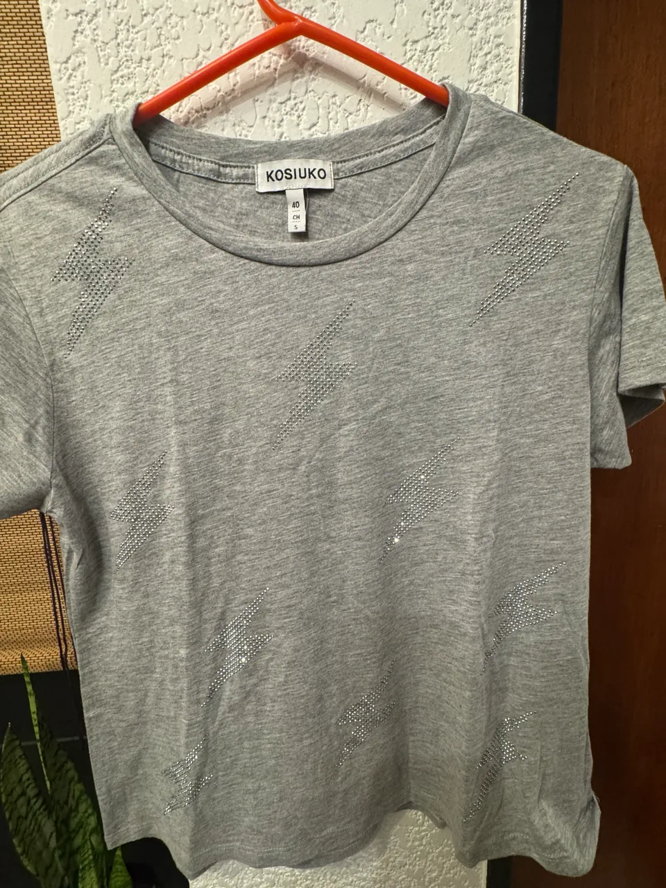 Remera Kosiuko - imagen 1