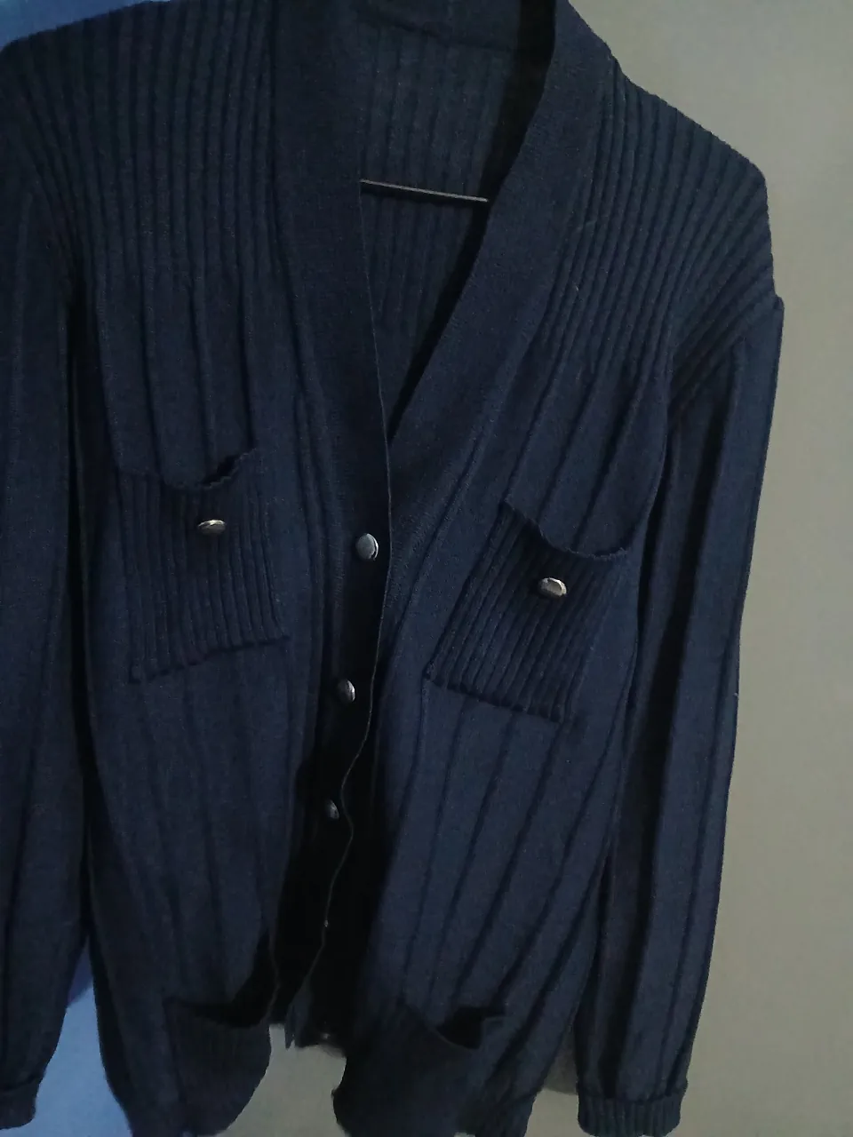 Cardigan # - imagen 1