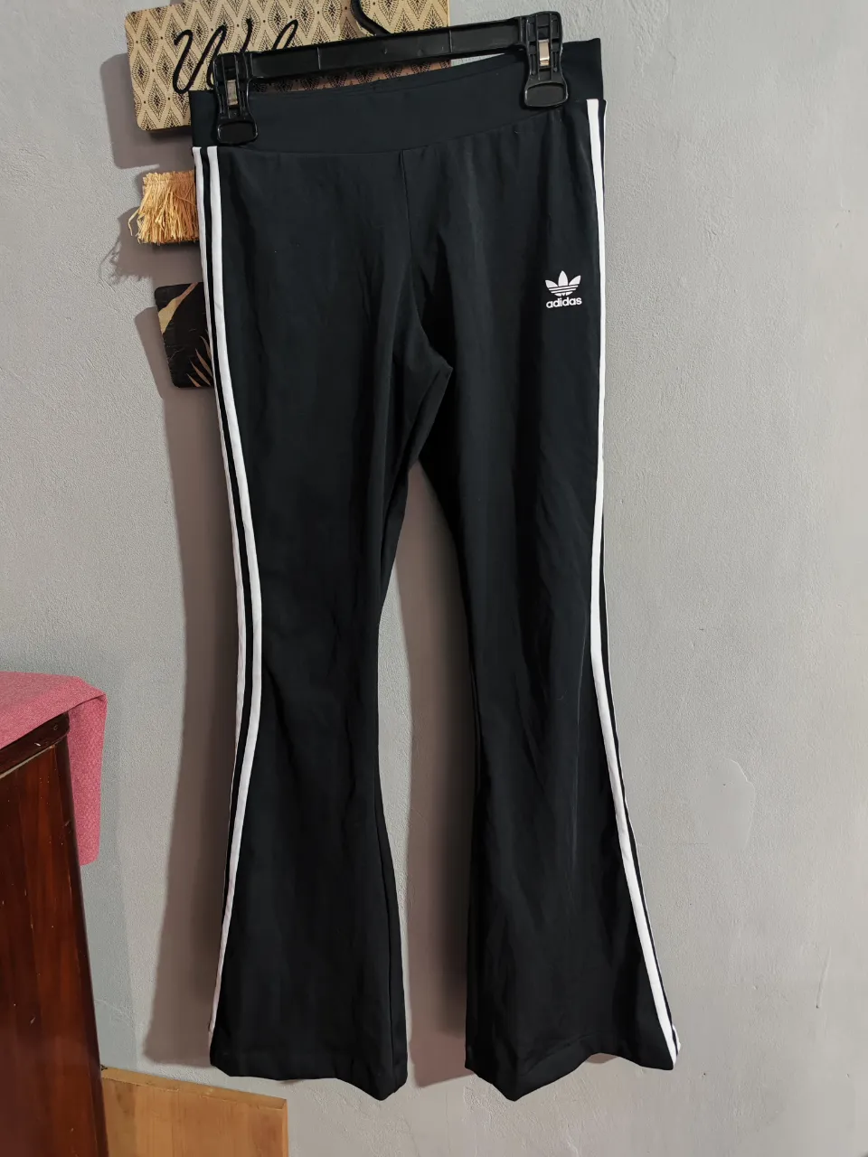 Pantalón adidas - imagen 1