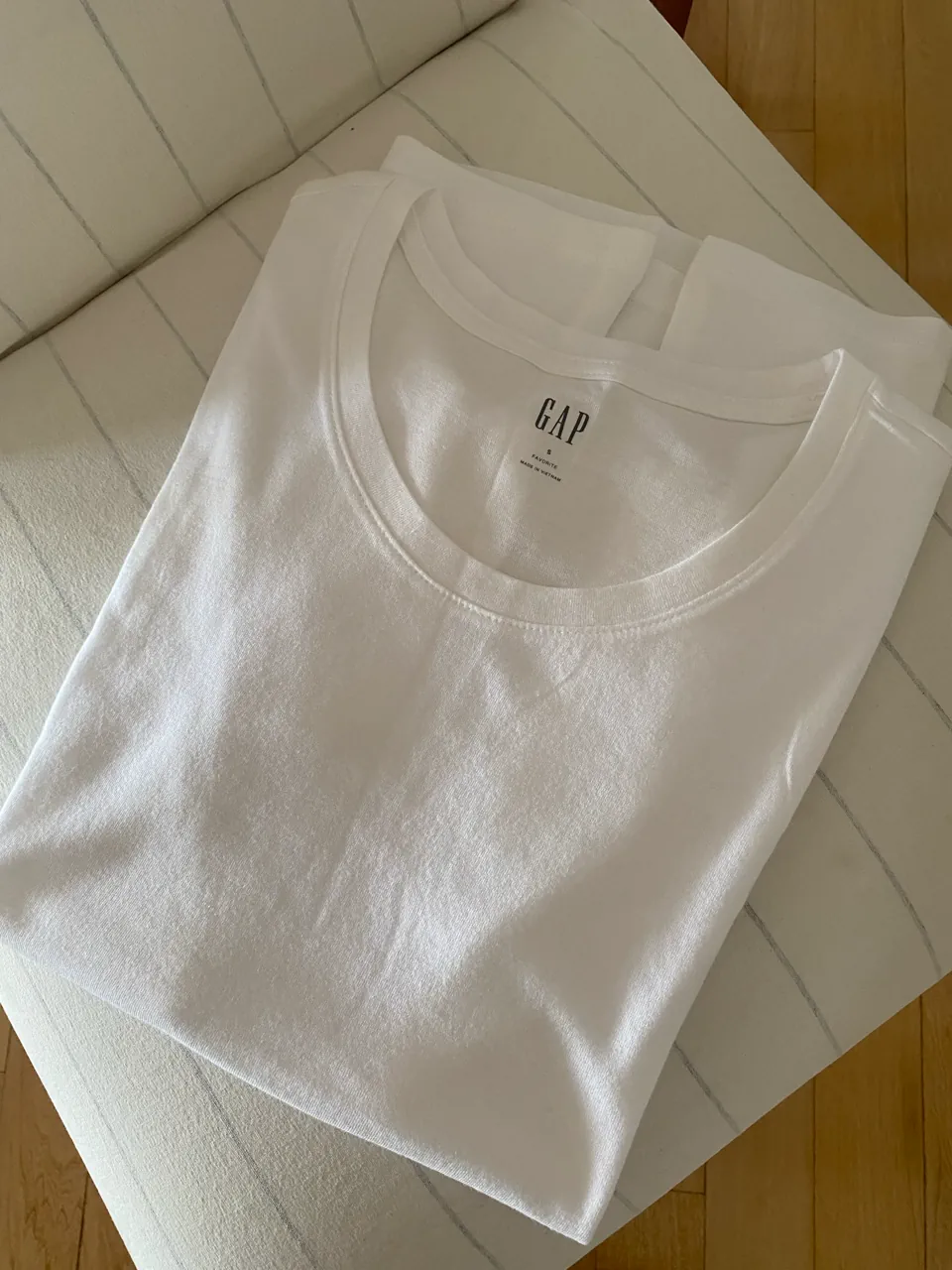Remera GAP · Talle M
