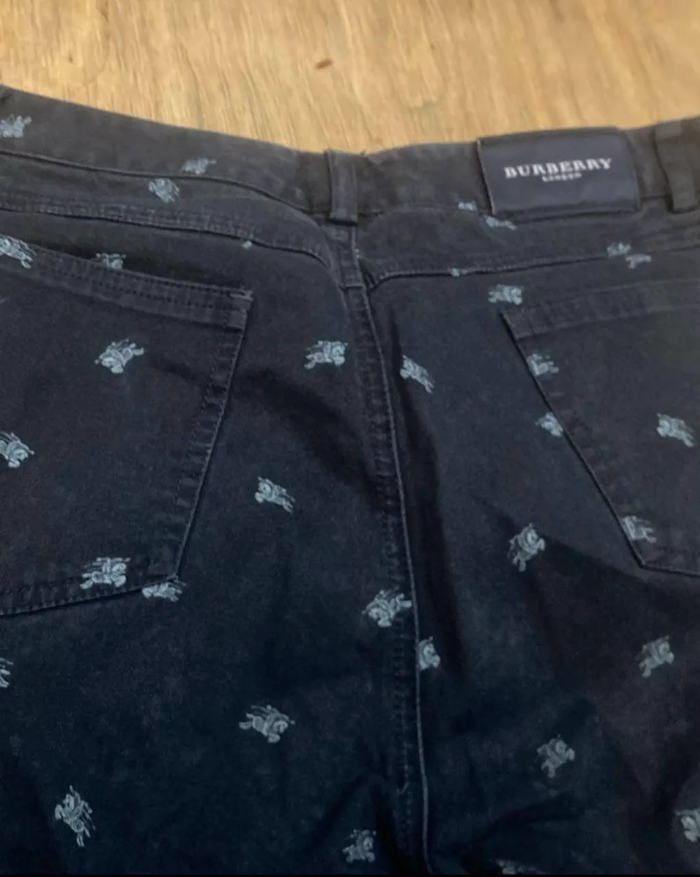 Pantalón Burberry - imagen 1
