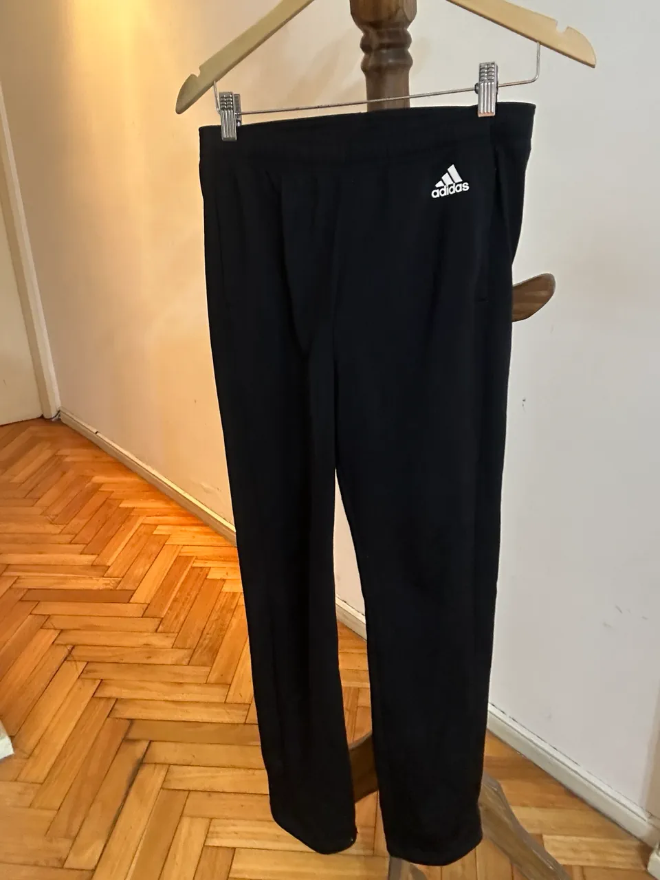 Pantalón adidas - imagen 1