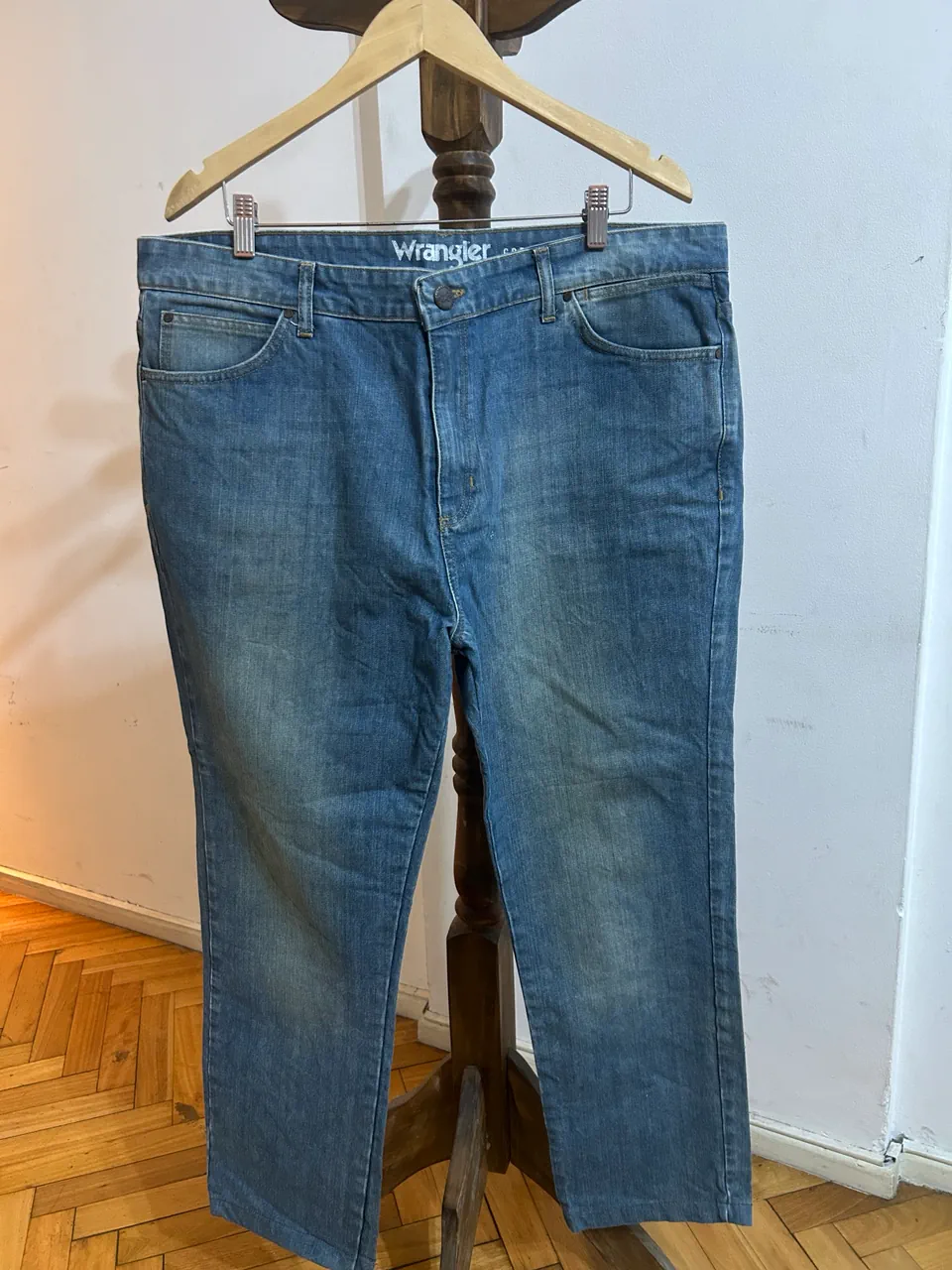 Jean Wrangler · Talle MEX/ARG 43