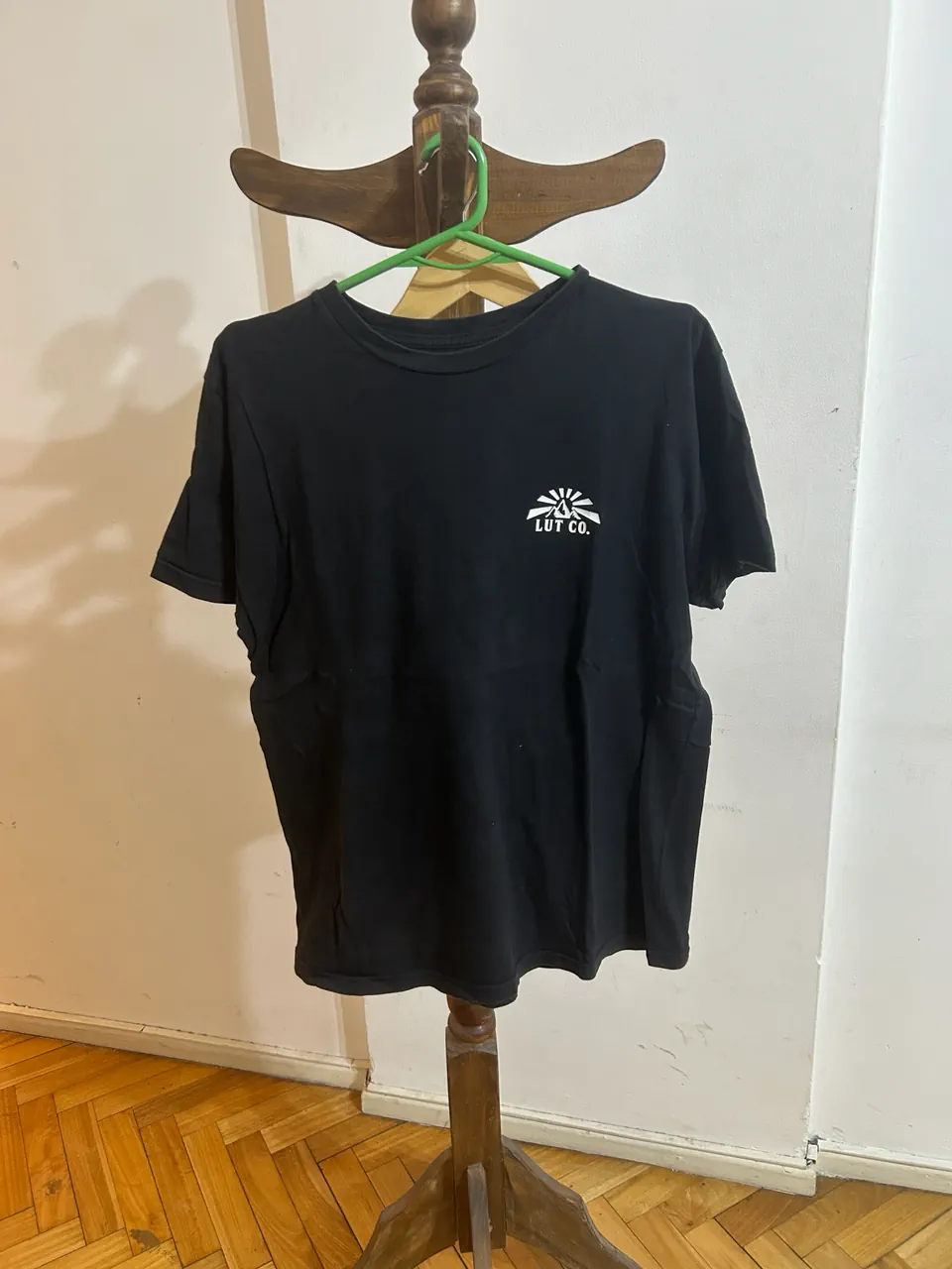 Remera Leutthe - imagen 1