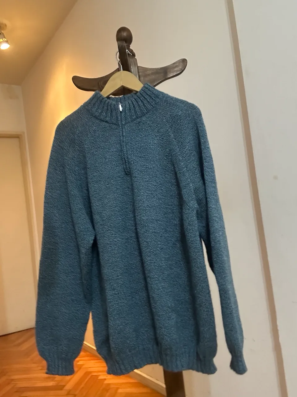 Sweater Leutthe - imagen 1