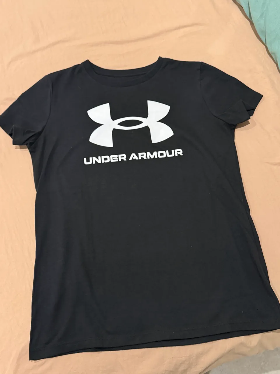 Remera Under Armour · Talle M