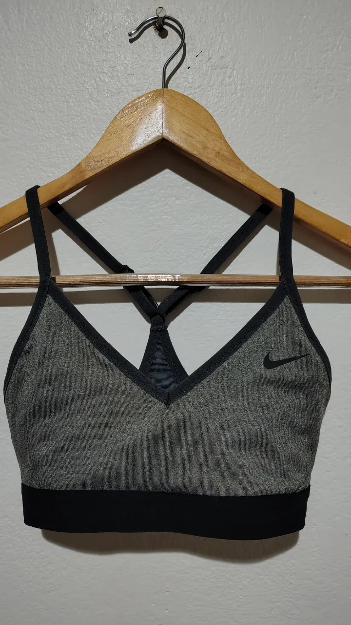 Corpiño deportivo Nike - imagen 1