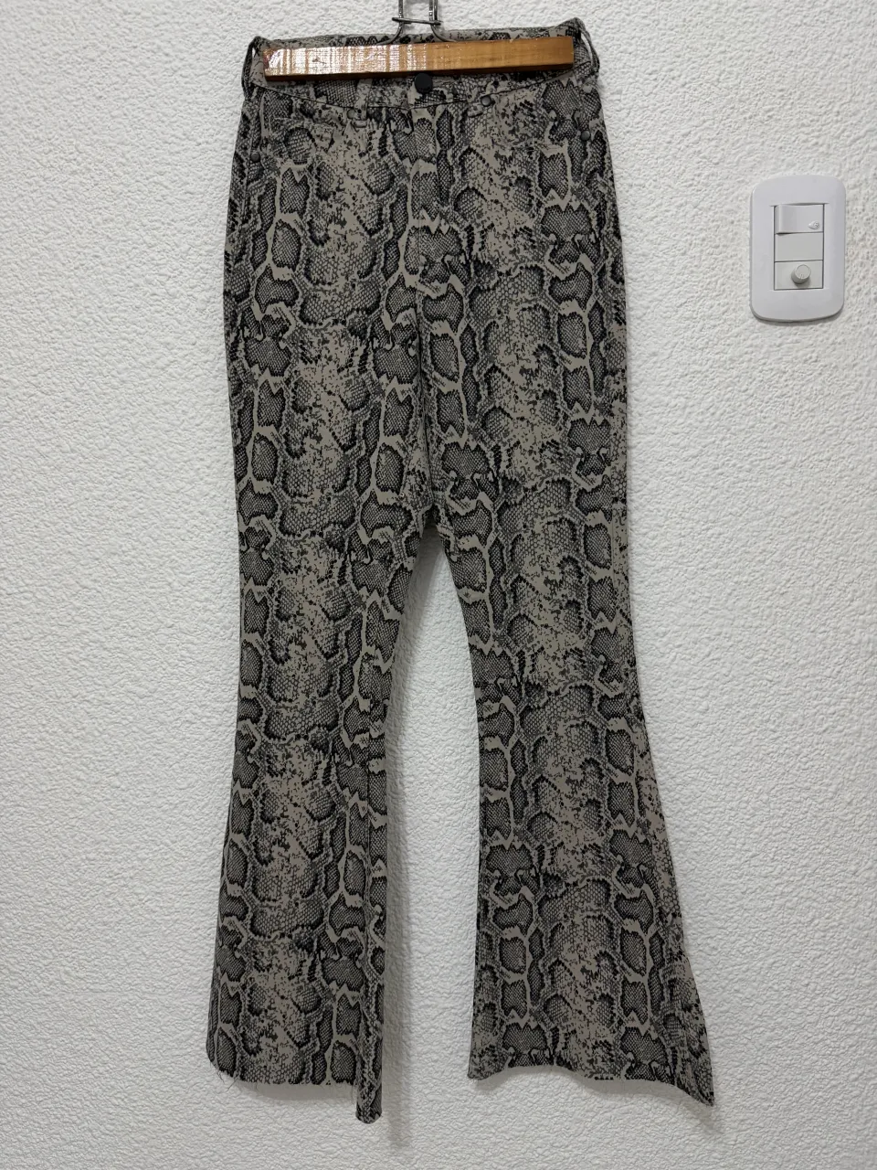 Pantalón A ≠ - imagen 1