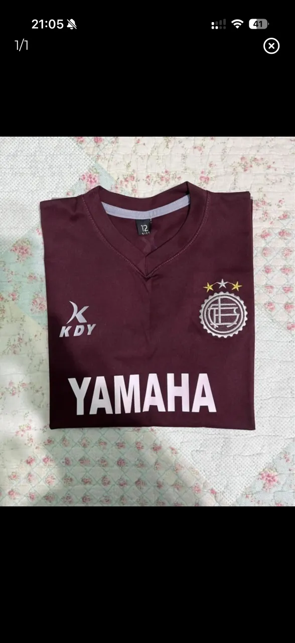 Remera Sin marca · Talle 1