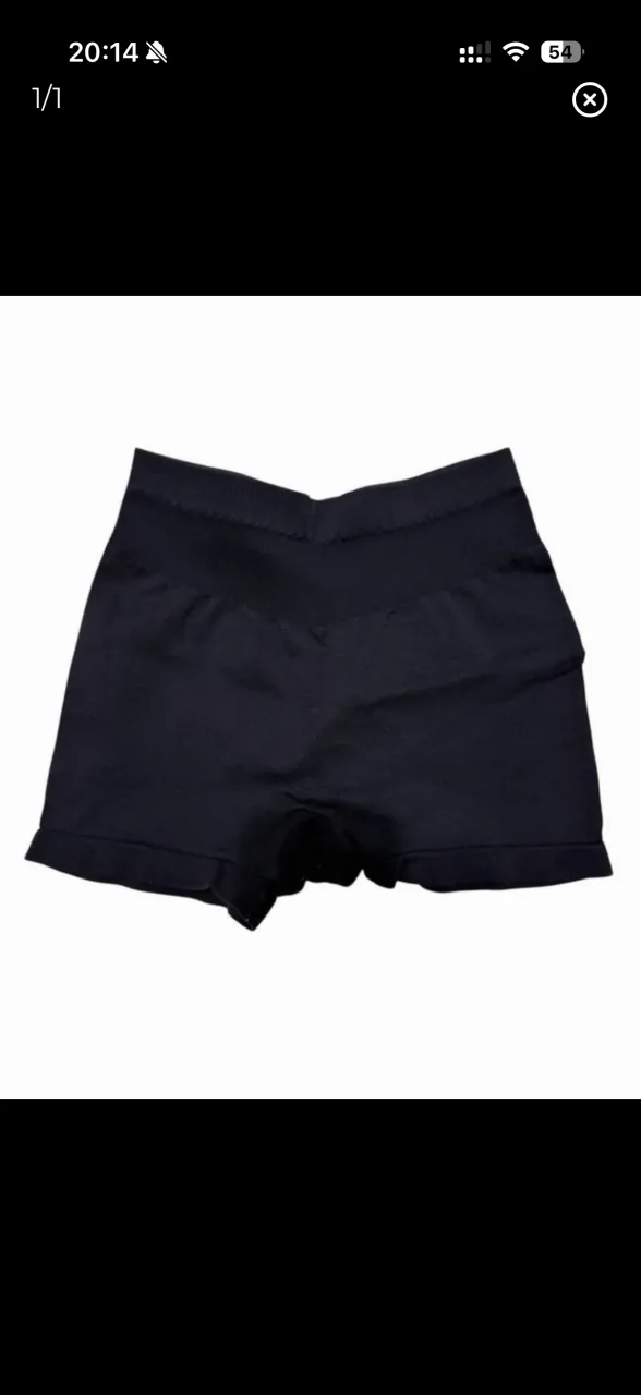 Short A+ - imagen 1