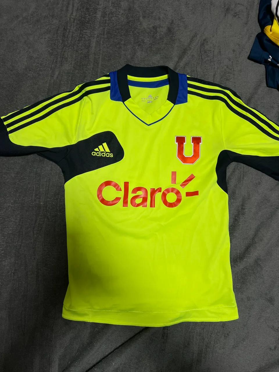 adidas · Talle S