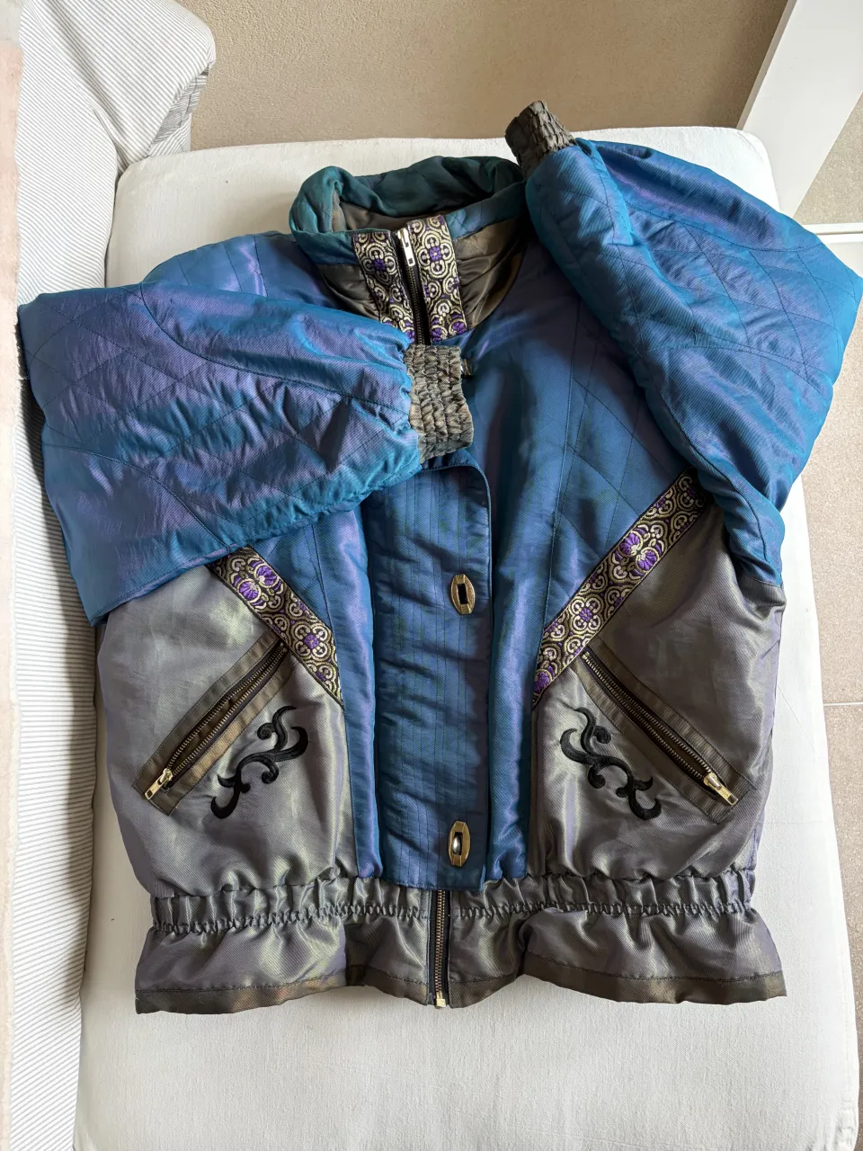 Campera J gallery - imagen 1