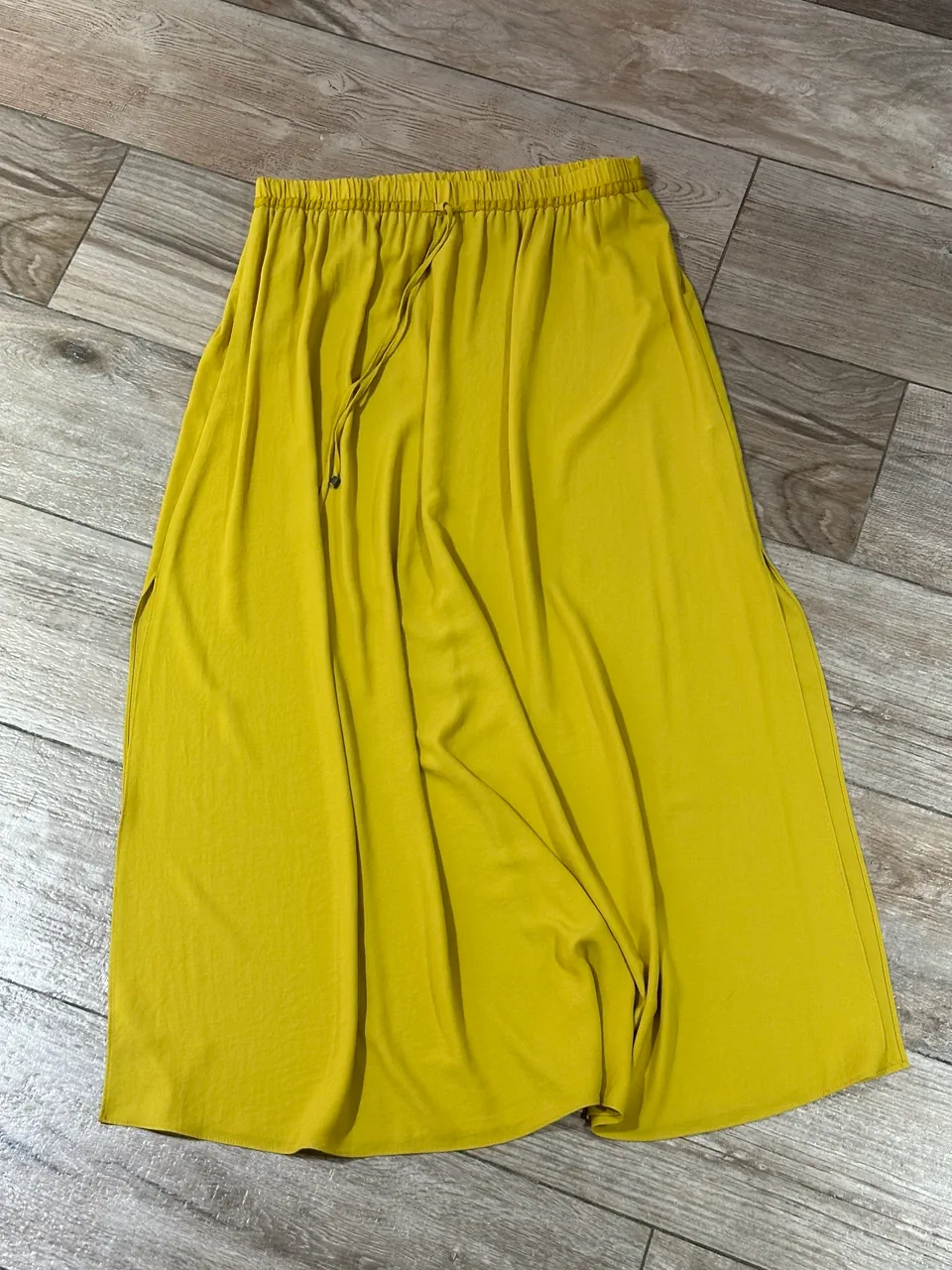 Pollera Zara Basic · Talle XL