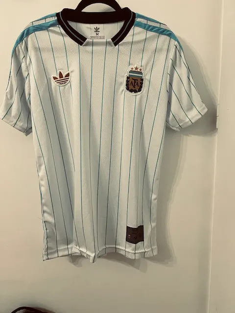 adidas · Talle M