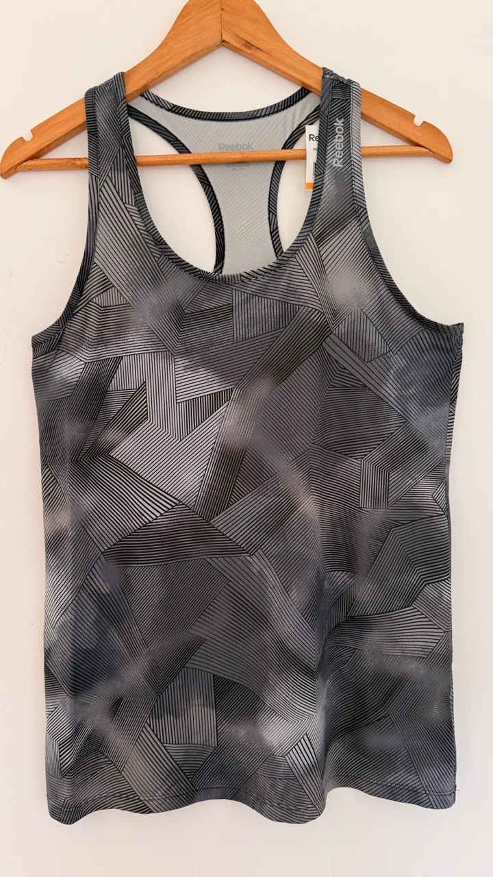 Reebok · Talle M