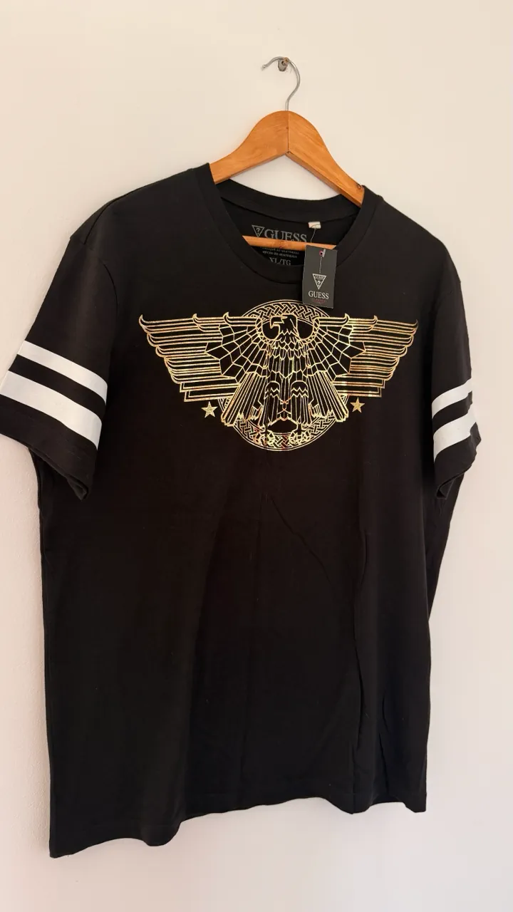 Remera GUESS - imagen 1