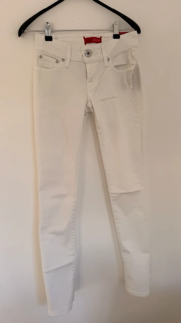 GUESS · Talle US 26