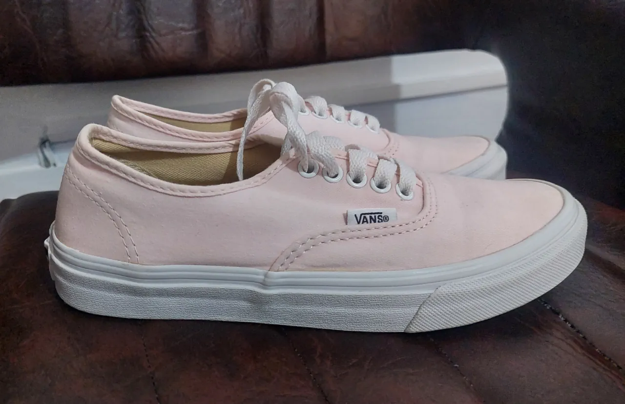 Vans · Talle AR 35