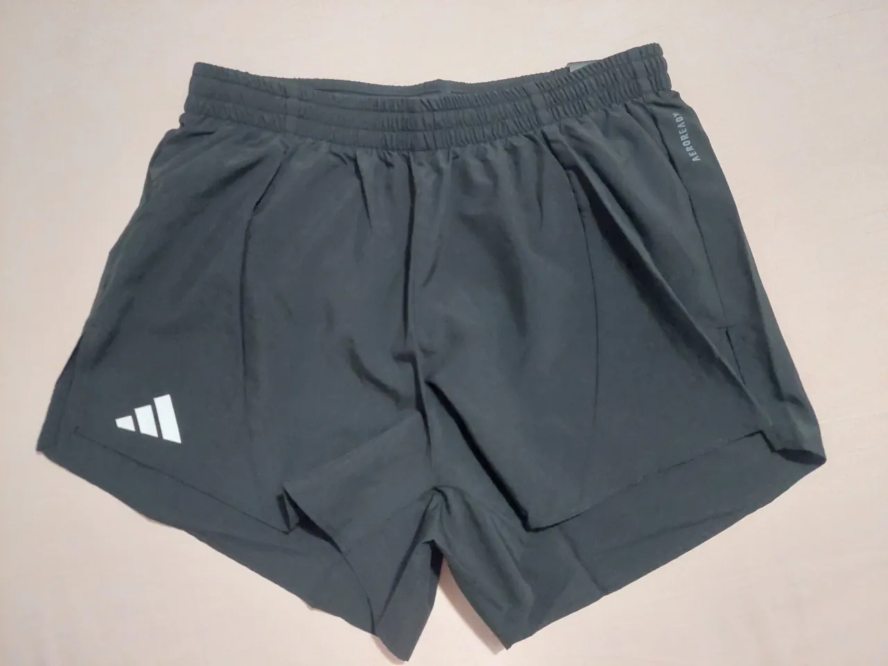 Short adidas - imagen 1