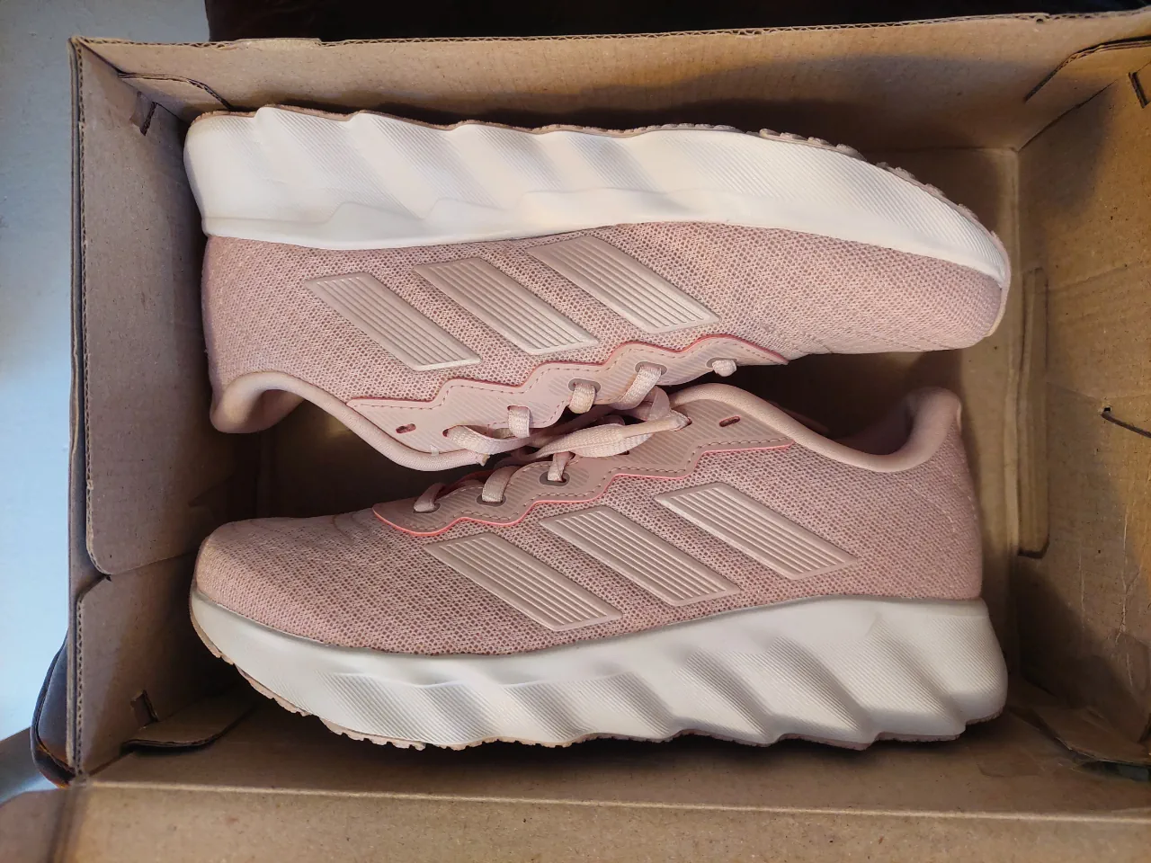 Zapatillas adidas · Talle AR 35
