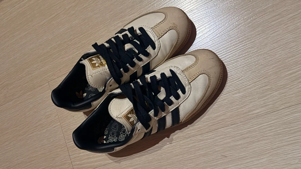 Zapatillas adidas - imagen 1