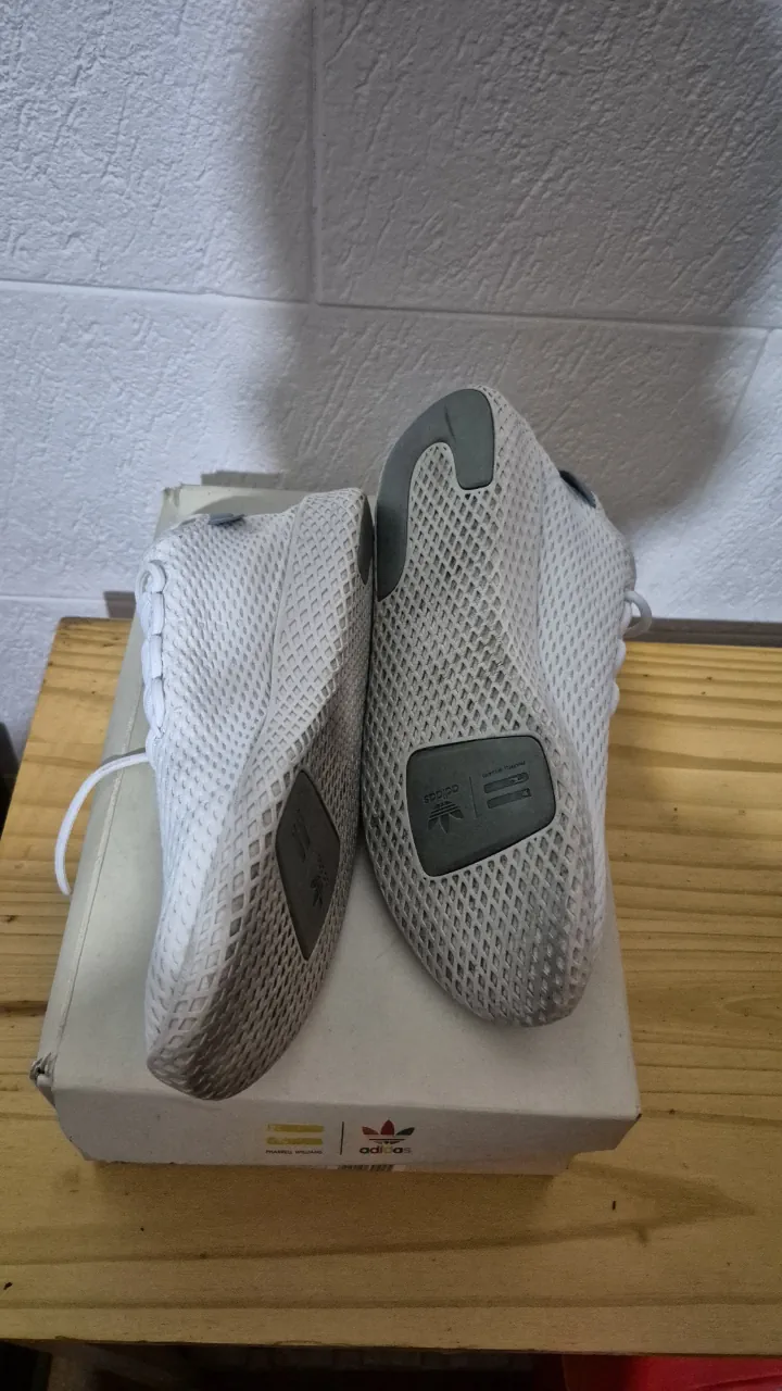 adidas · Talle US 10