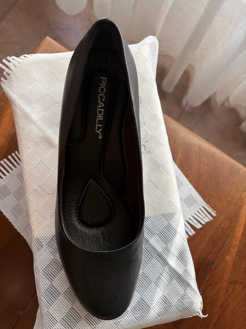 Piccadilly · Talle AR 37